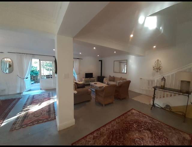 2 BEDROOM HOUSE RENTED IN ESSEXVALE